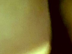 Juicy Jay y su conejita MILF mexicana de nieve en un video casero caliente
