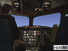 Egy nagy mellű menyecske légiutas-kísérőt a pilótafülkében szarnak