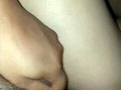Video buatan sendiri yang sensual tentang orgasme isteri