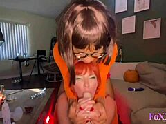 Jenna Foxx e Dana Dearmond si concedono piacere orale in un seducente abbigliamento di Halloween