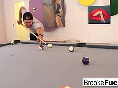 Brookes forførende spill med biljard med varebilballer