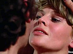 Escena de sexo de celebridades con Julie Christie en este video caliente