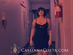素人レズビアン カシアナ・コスタとロイラは自分の欲望を探求する