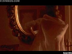 Секс сцена със знаменитост Лори Сингър в Sunset Grill