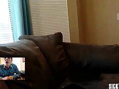 Хардкор порно са соло веб камера емисијом Џеје Саммерс