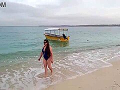 Amatör creampie på stranden med en mexikansk MILF